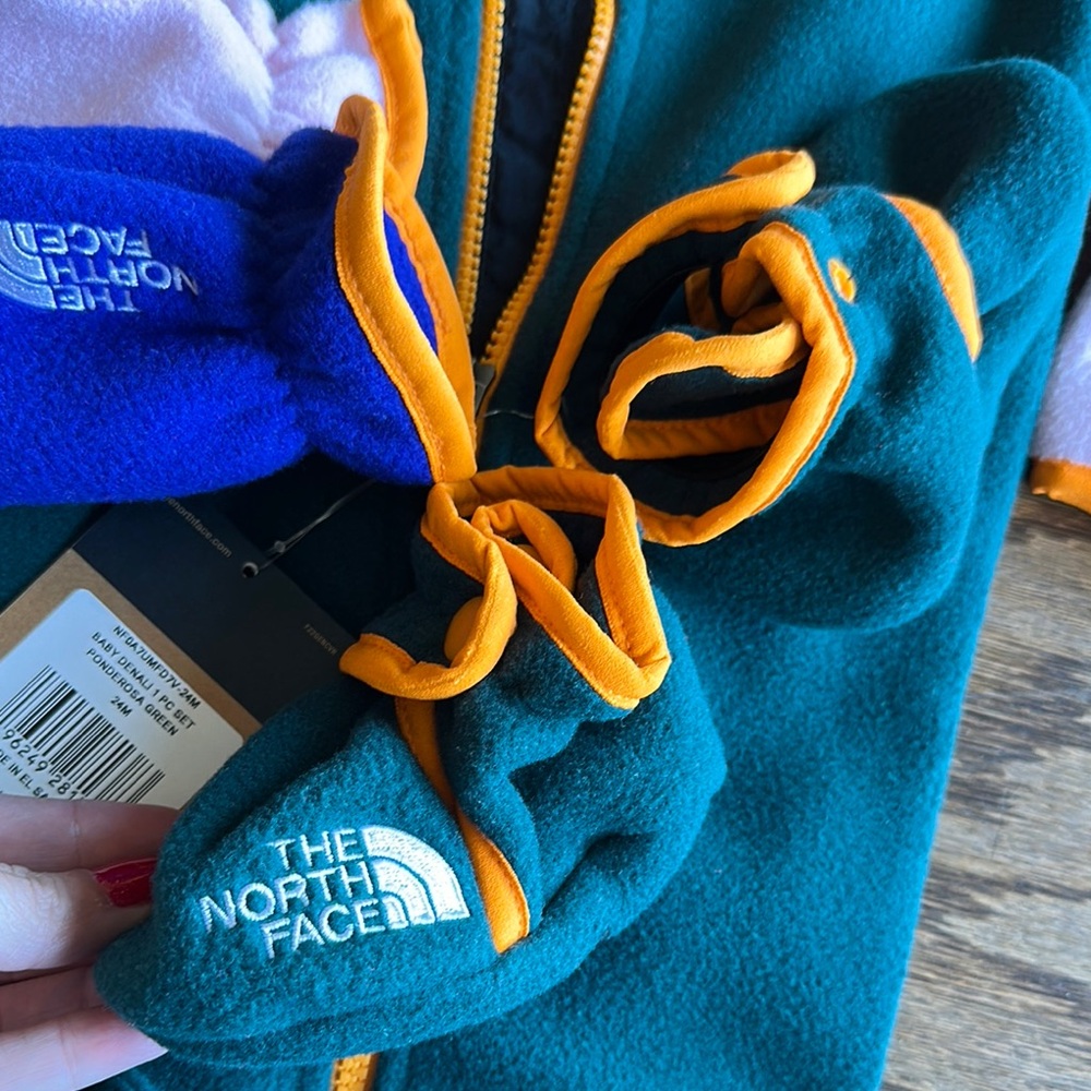 The North Face Denali Green and Blue Footies One Piece with Color-Block Design - Picture 3 of 5